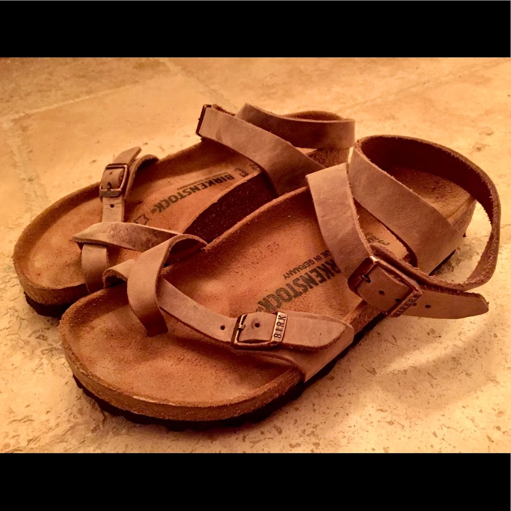 Birkenstock Yara | Tobacco | Like New